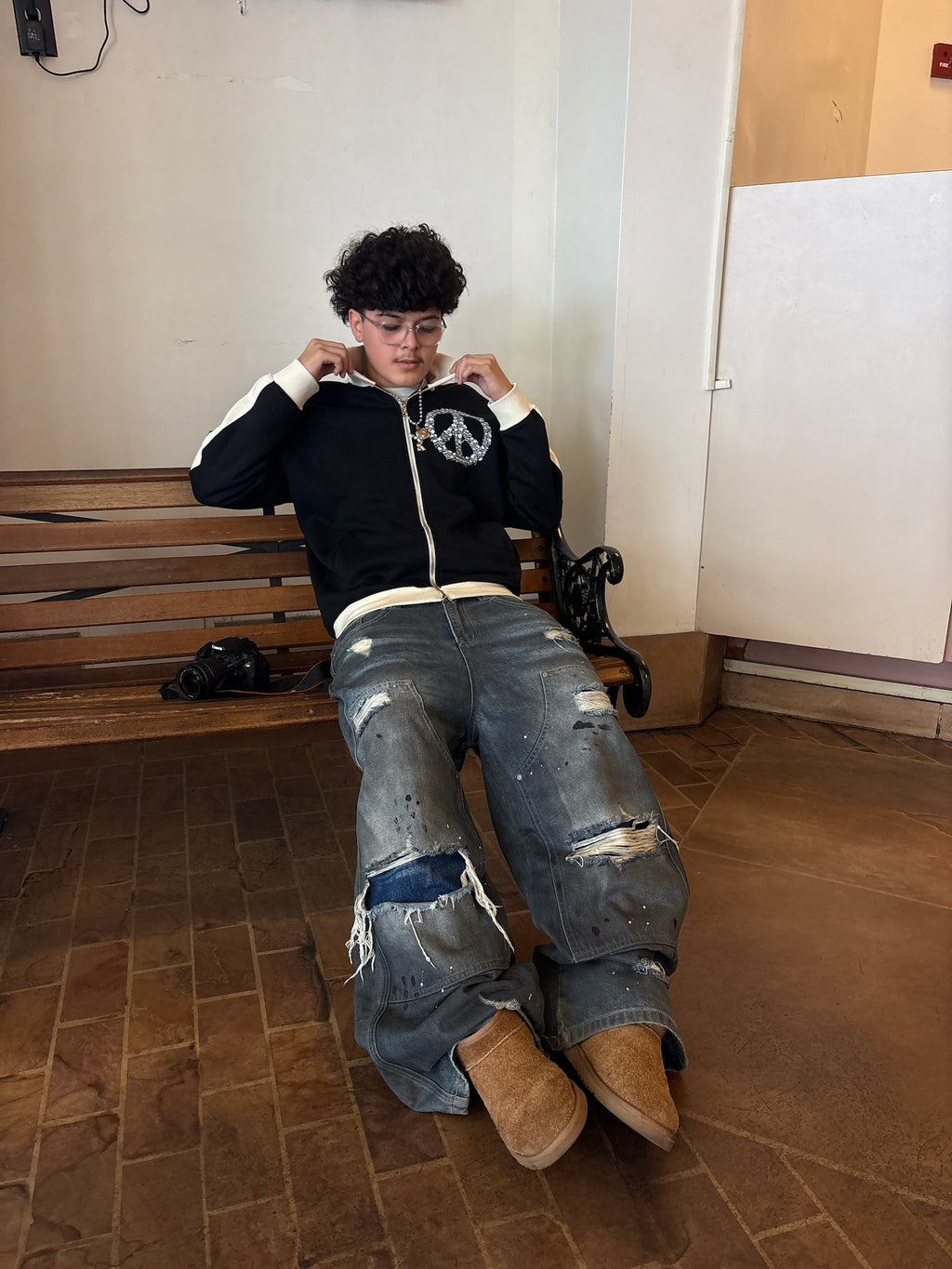 peacedbybones zip up