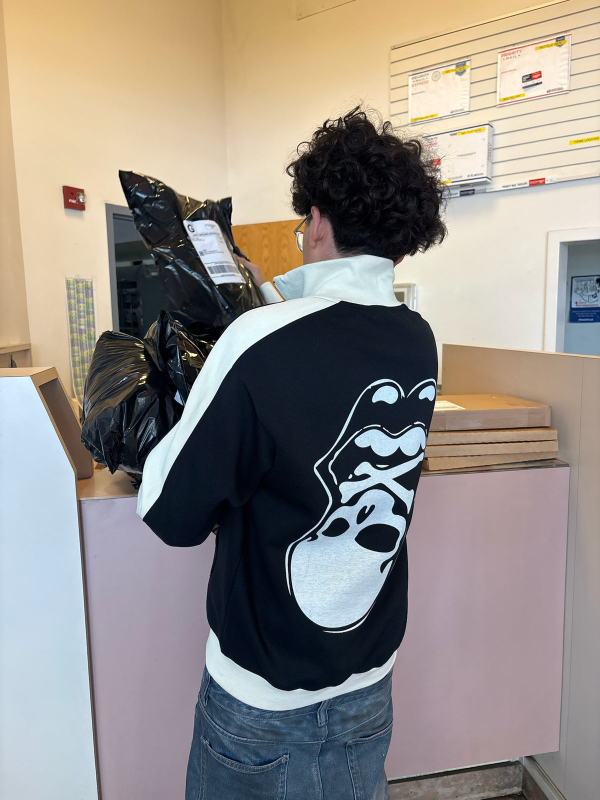 peacedbybones zip up